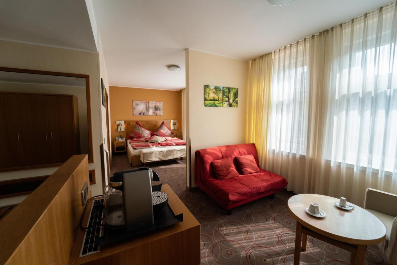 Hotel Blauer Engel מראה חיצוני תמונה